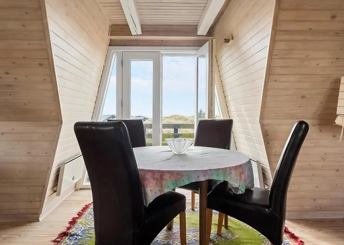 Amazing In Hvide Sande With Wifi Havrvig