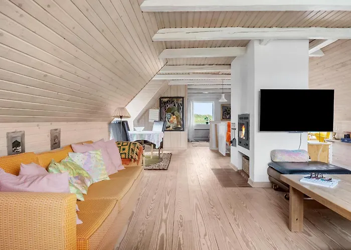 Ferienhaus Amazing In Hvide Sande With Wifi *