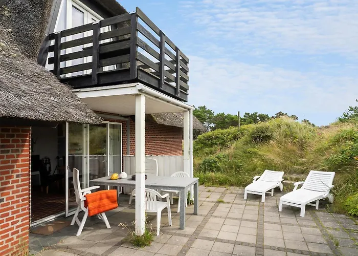 Ferienhaus Amazing In Hvide Sande With Wifi